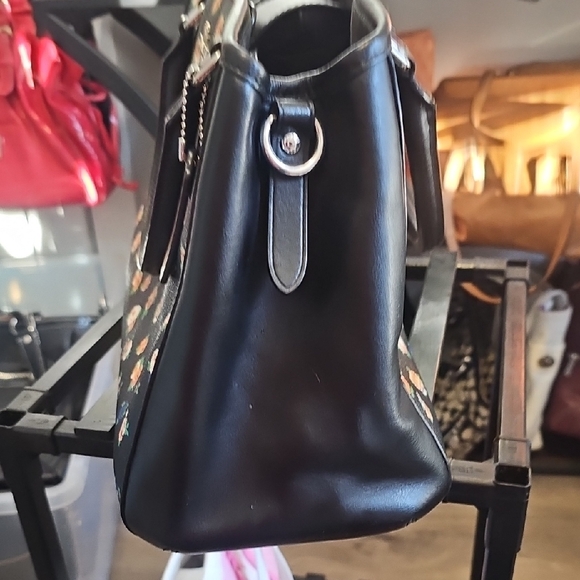 Coach Margot Carryall Tea Rose Satchel She Does Have Cross Body - Picture 5 of 9